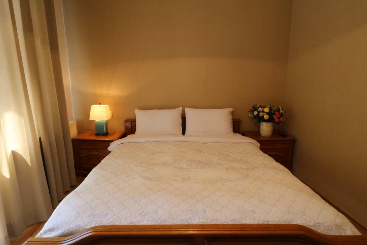 Vera House Tbilisi Luaran gambar